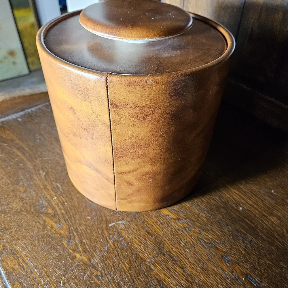 Mid Century Elmar MFG Los Angeles Brown Vinyl Ice Bucket.